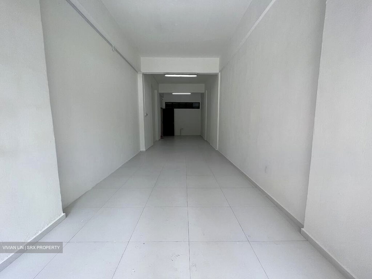 Crawford Lane (D7), Retail #500549371